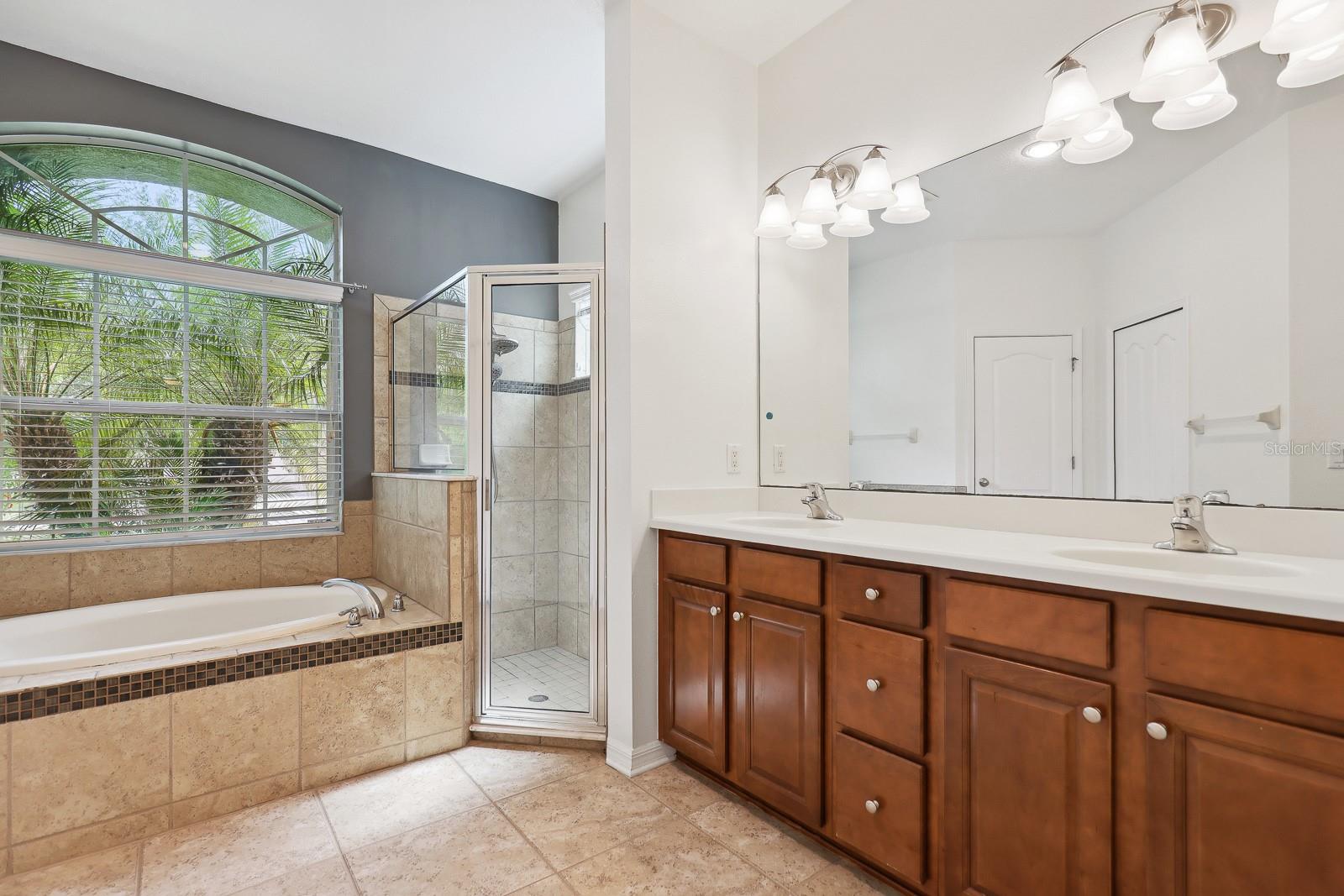 Image 17 of 35 For 2130 Valterra Vista Way