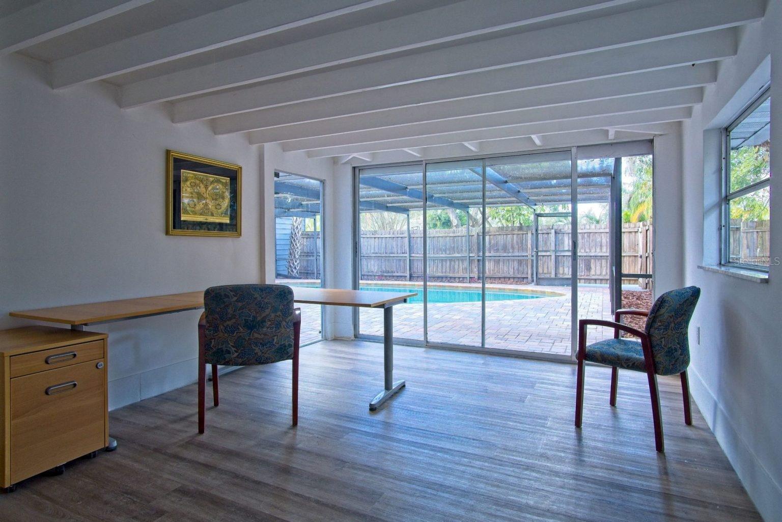 Image 21 of 23 For 290 13th Avenue N