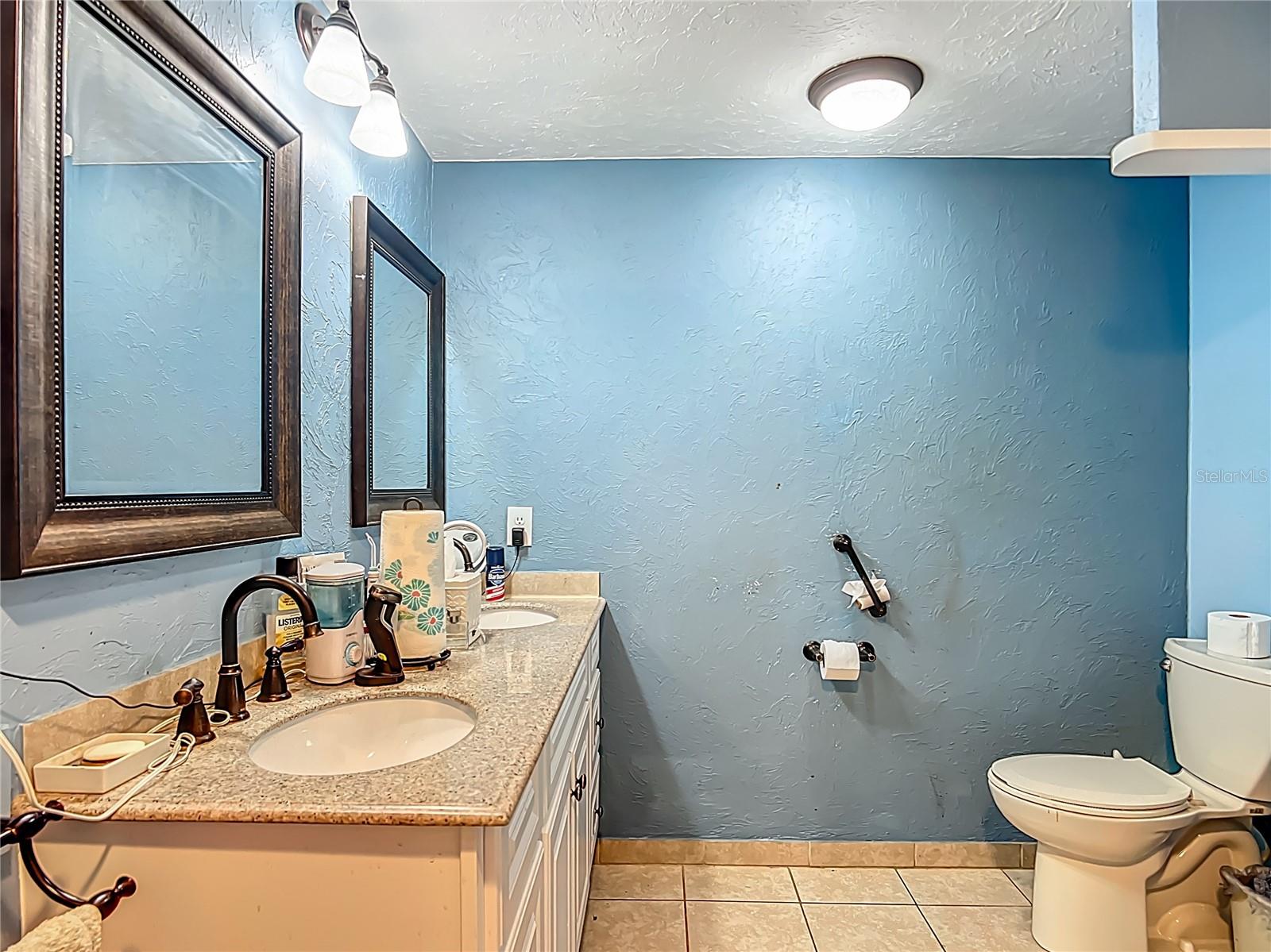 Image 16 of 27 For 15786 Brookridge Boulevard