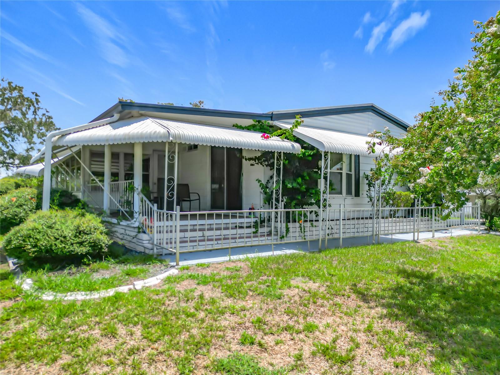 Image 26 of 27 For 15786 Brookridge Boulevard