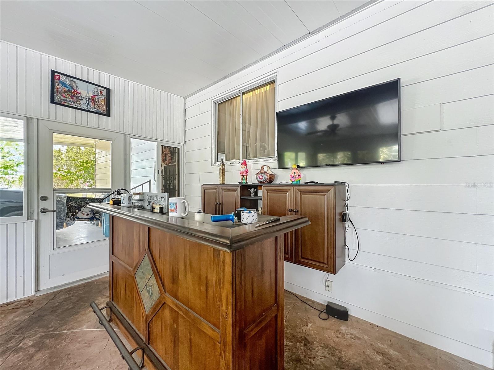 Image 3 of 27 For 15786 Brookridge Boulevard