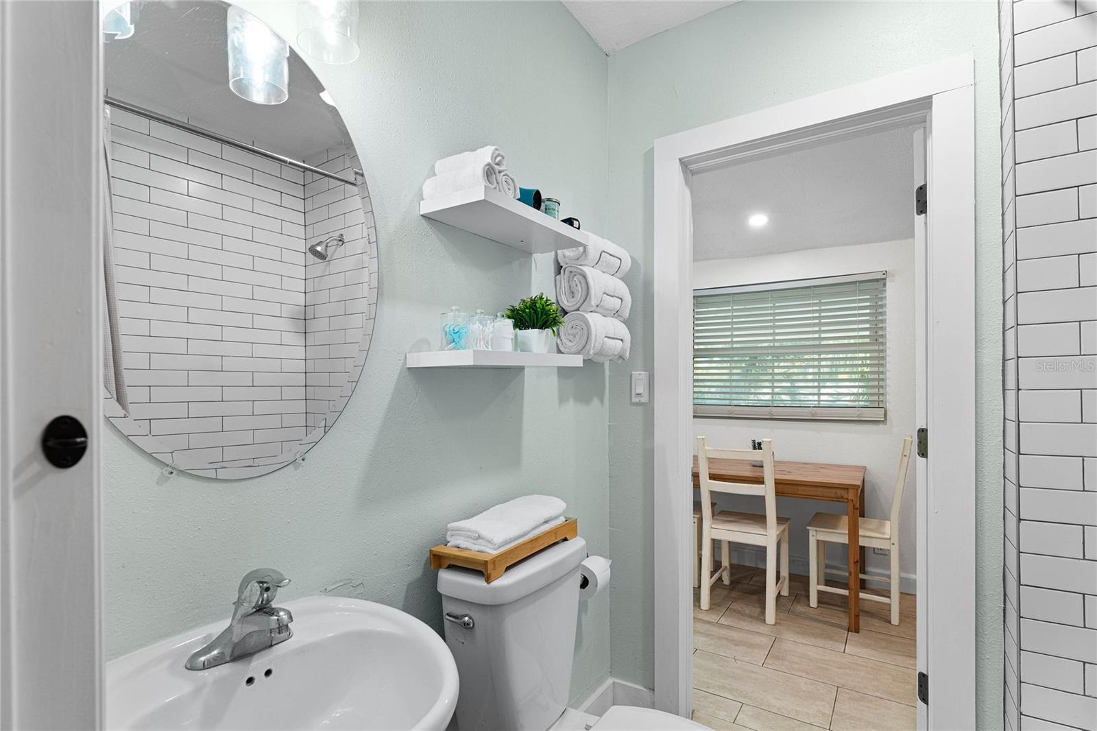 Image 15 of 29 For 5620 29th Ave S  D