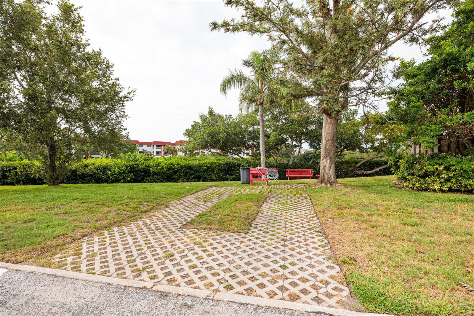 Image 41 of 42 For 4580 Overlook Drive Ne 190