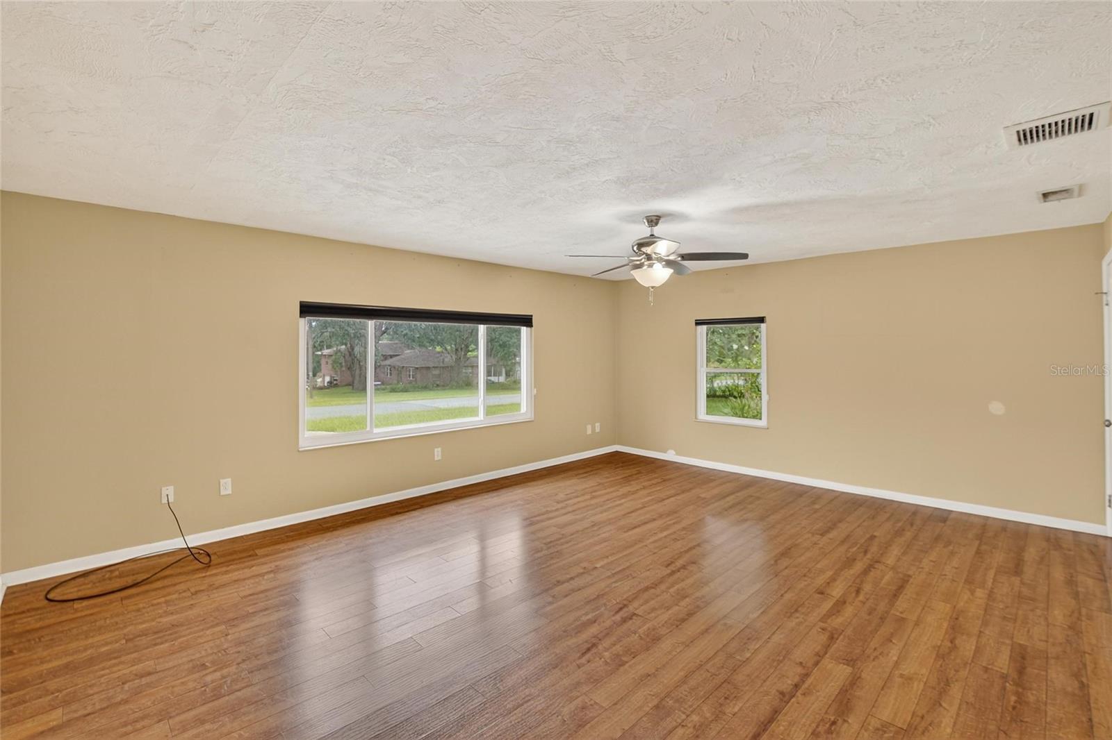 Image 24 of 52 For 12325 Green Oak Lane