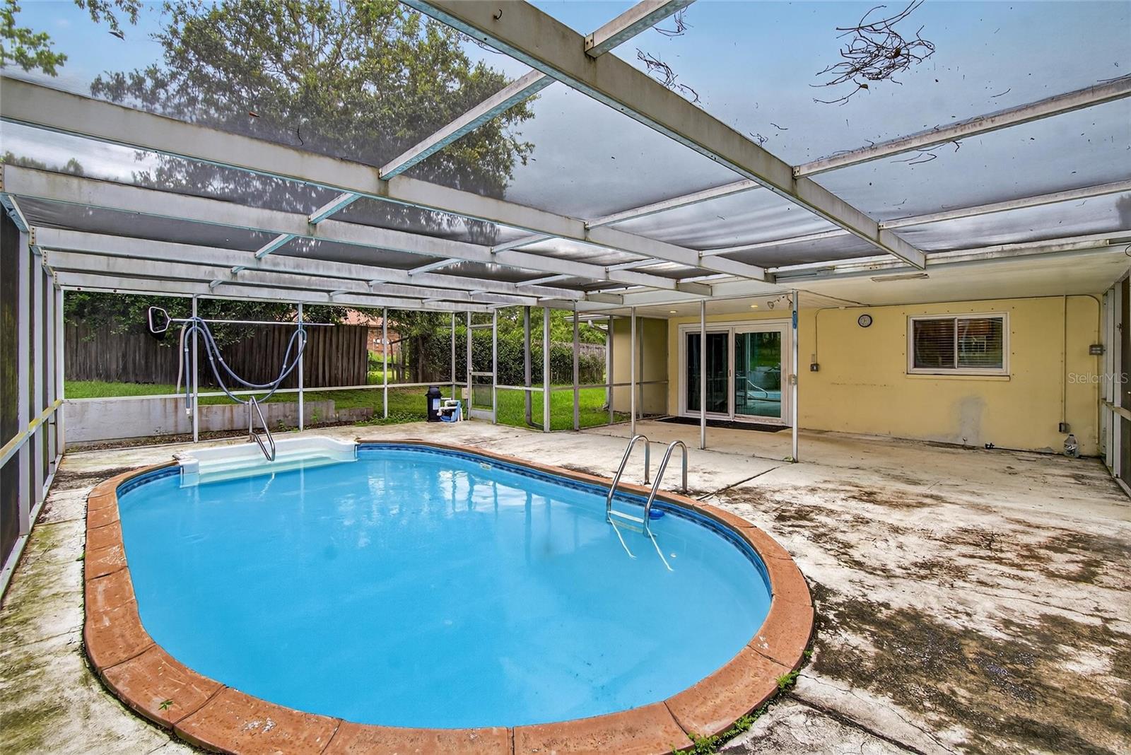 Image 37 of 52 For 12325 Green Oak Lane