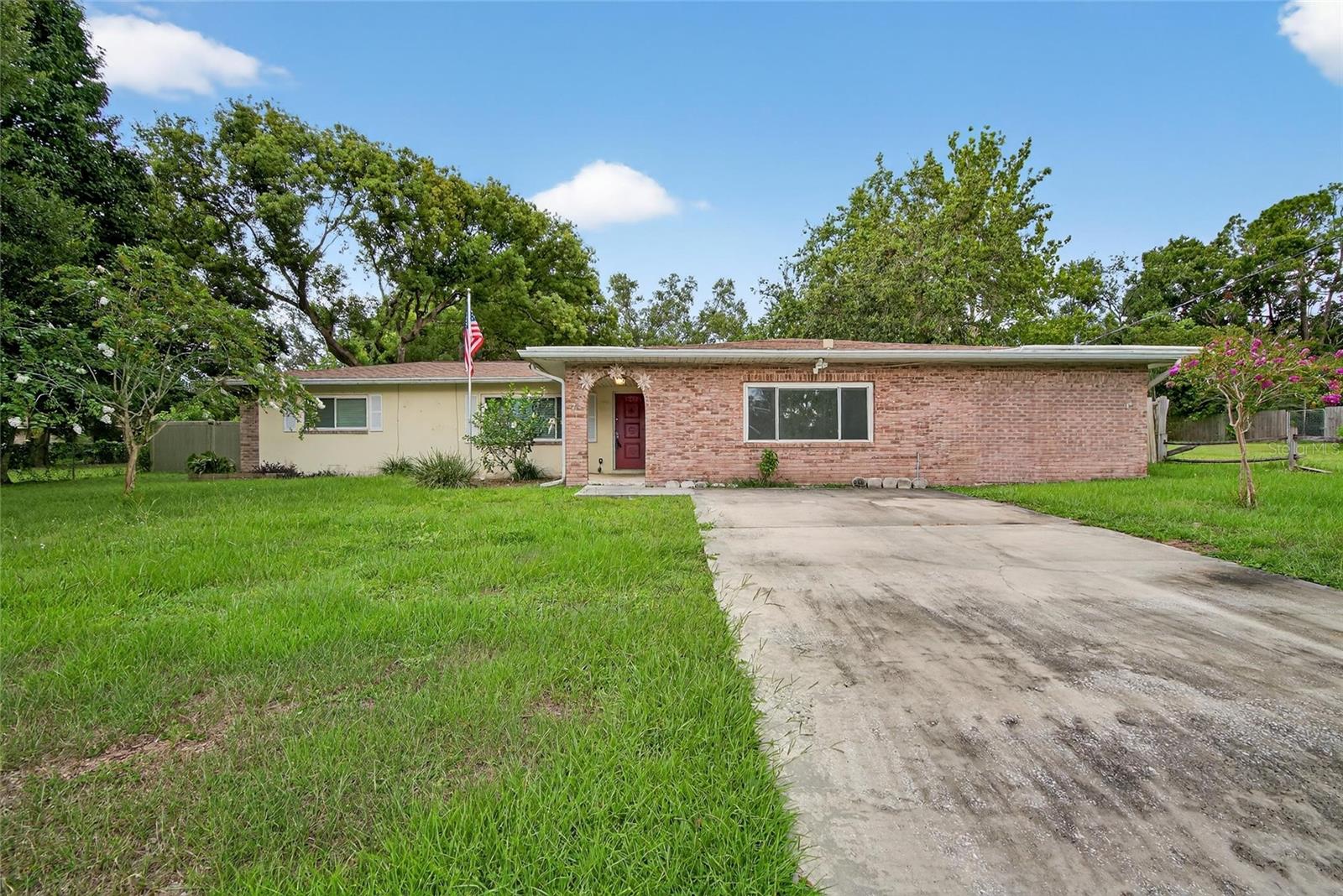 Image 4 of 52 For 12325 Green Oak Lane