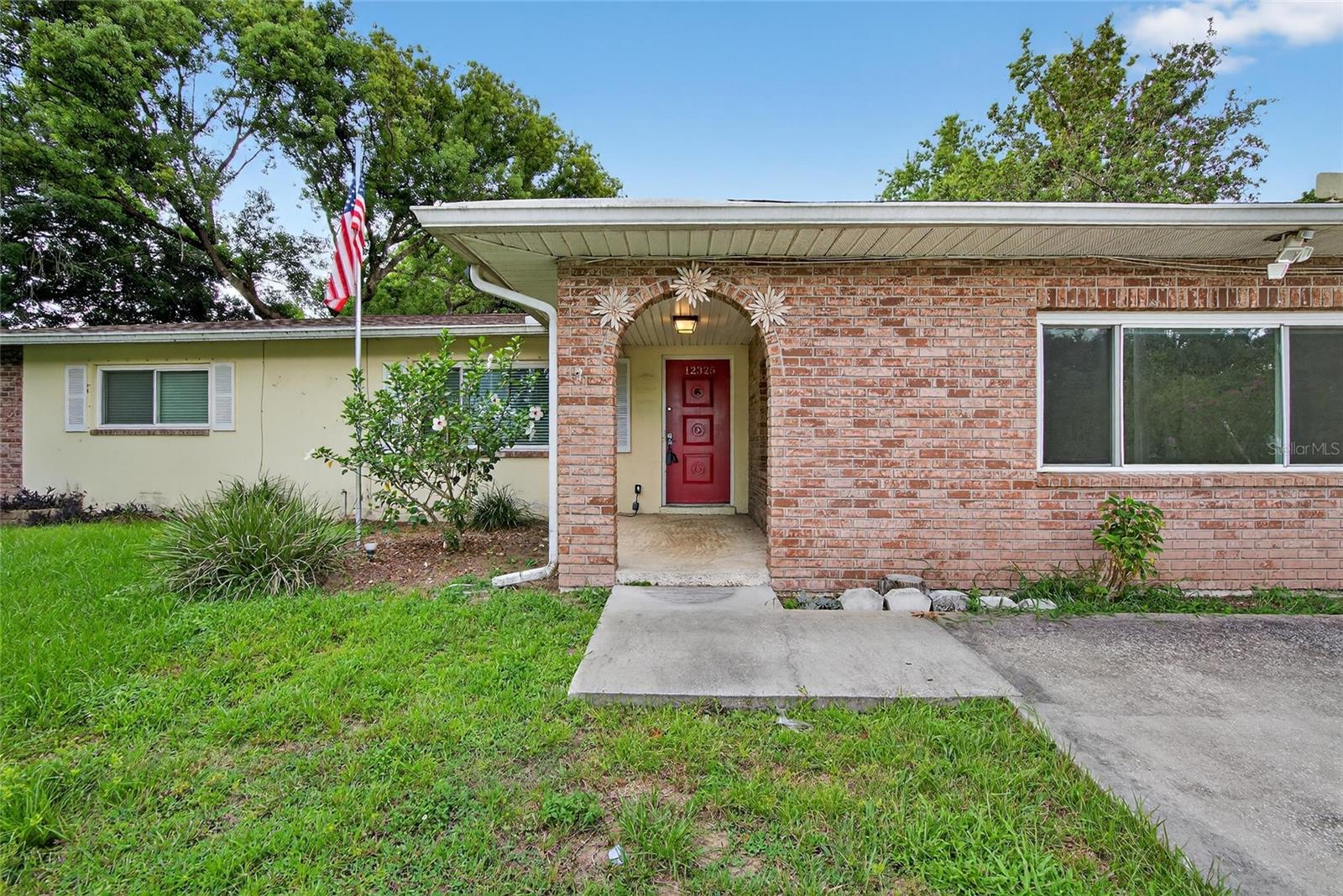 Image 6 of 52 For 12325 Green Oak Lane