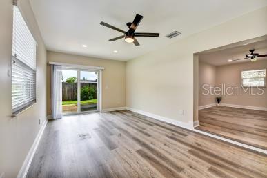 Listing photo id 28 for 8403 Lopez Drive