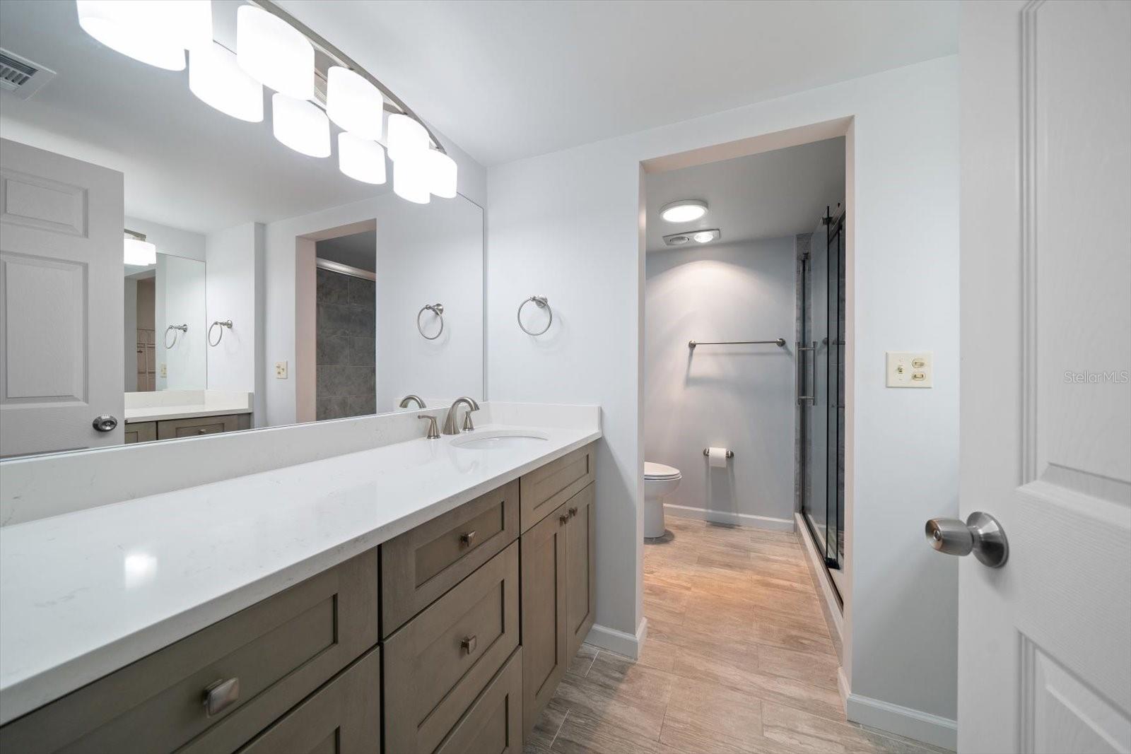 Image 21 of 42 For 700 Starkey Road 344