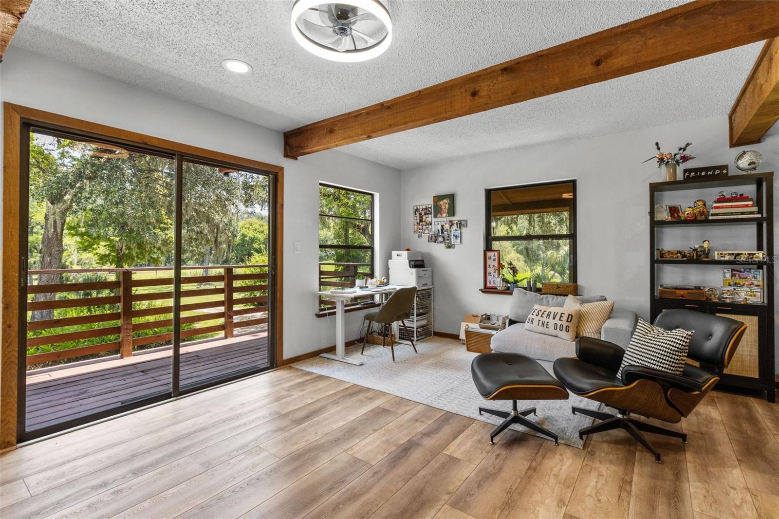 Image 10 of 71 For 4925 Hamilton Road