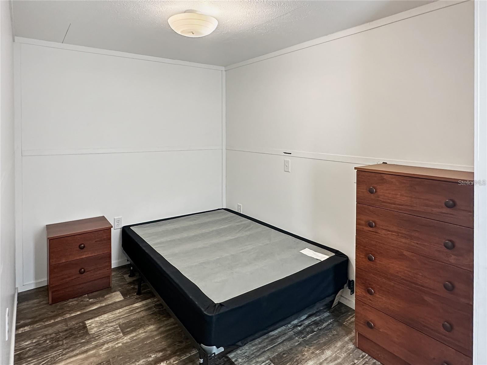 Image 9 of 13 For 2945 2nd Court