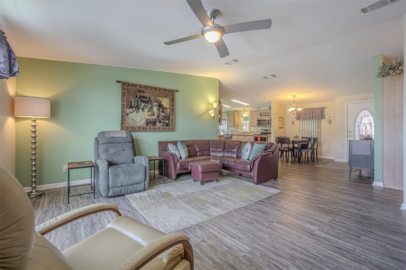 Image 2 of 59 For 37551 Gill Avenue