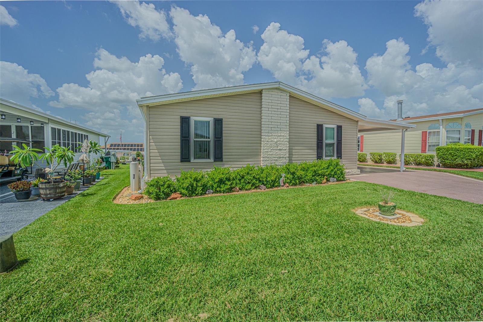 Image 21 of 59 For 37551 Gill Avenue