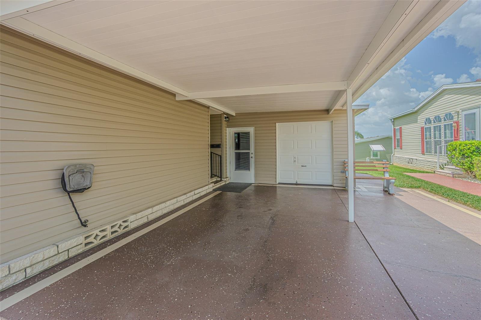 Image 31 of 59 For 37551 Gill Avenue