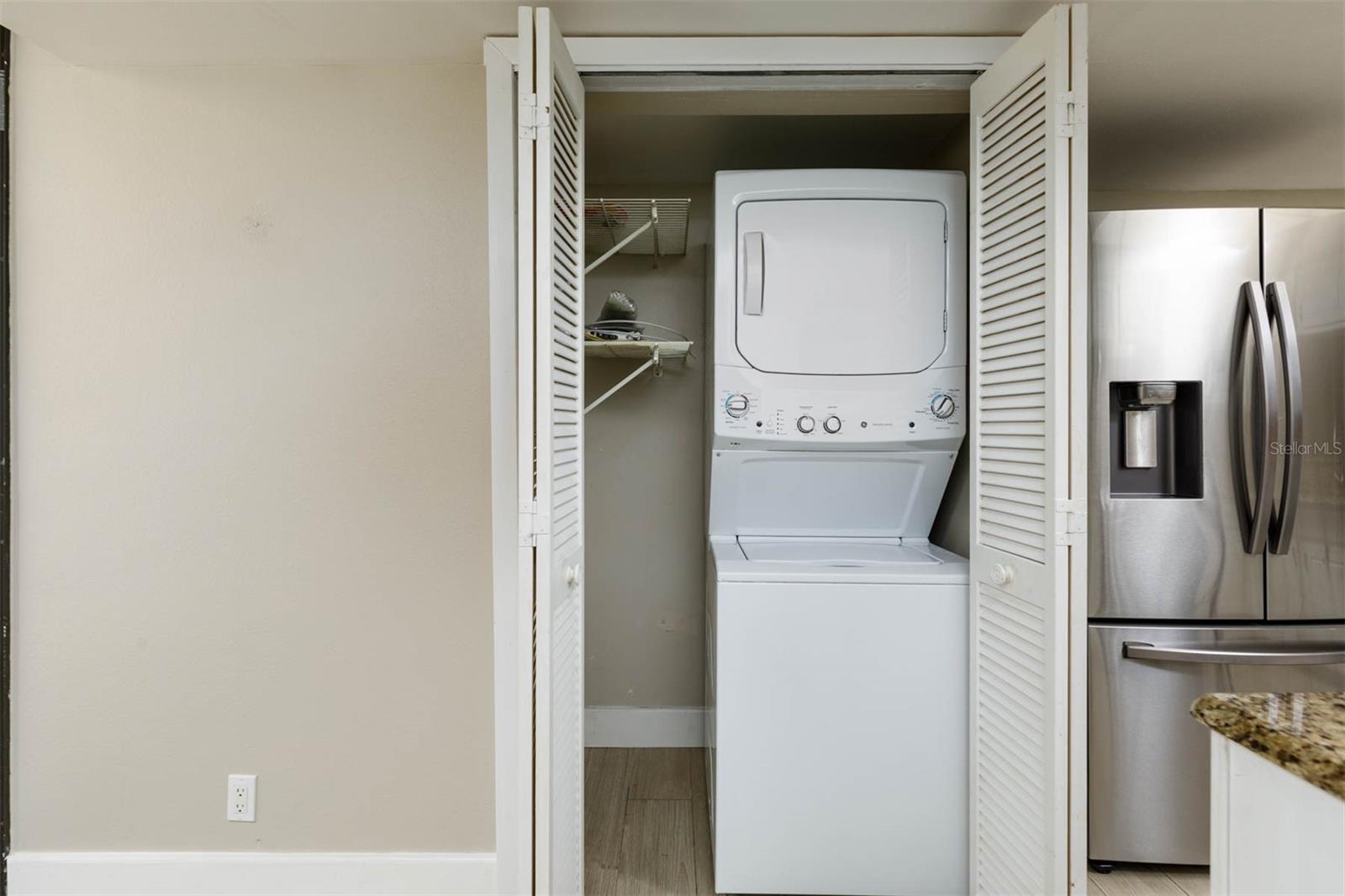 Image 10 of 50 For 2775 Kipps Colony Drive S 205