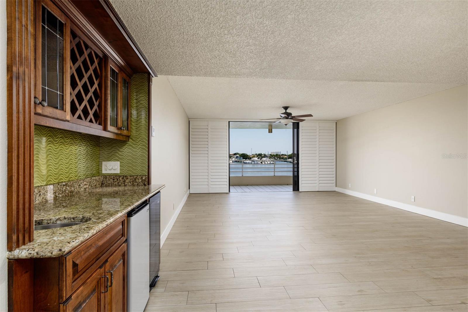 Image 12 of 50 For 2775 Kipps Colony Drive S 205
