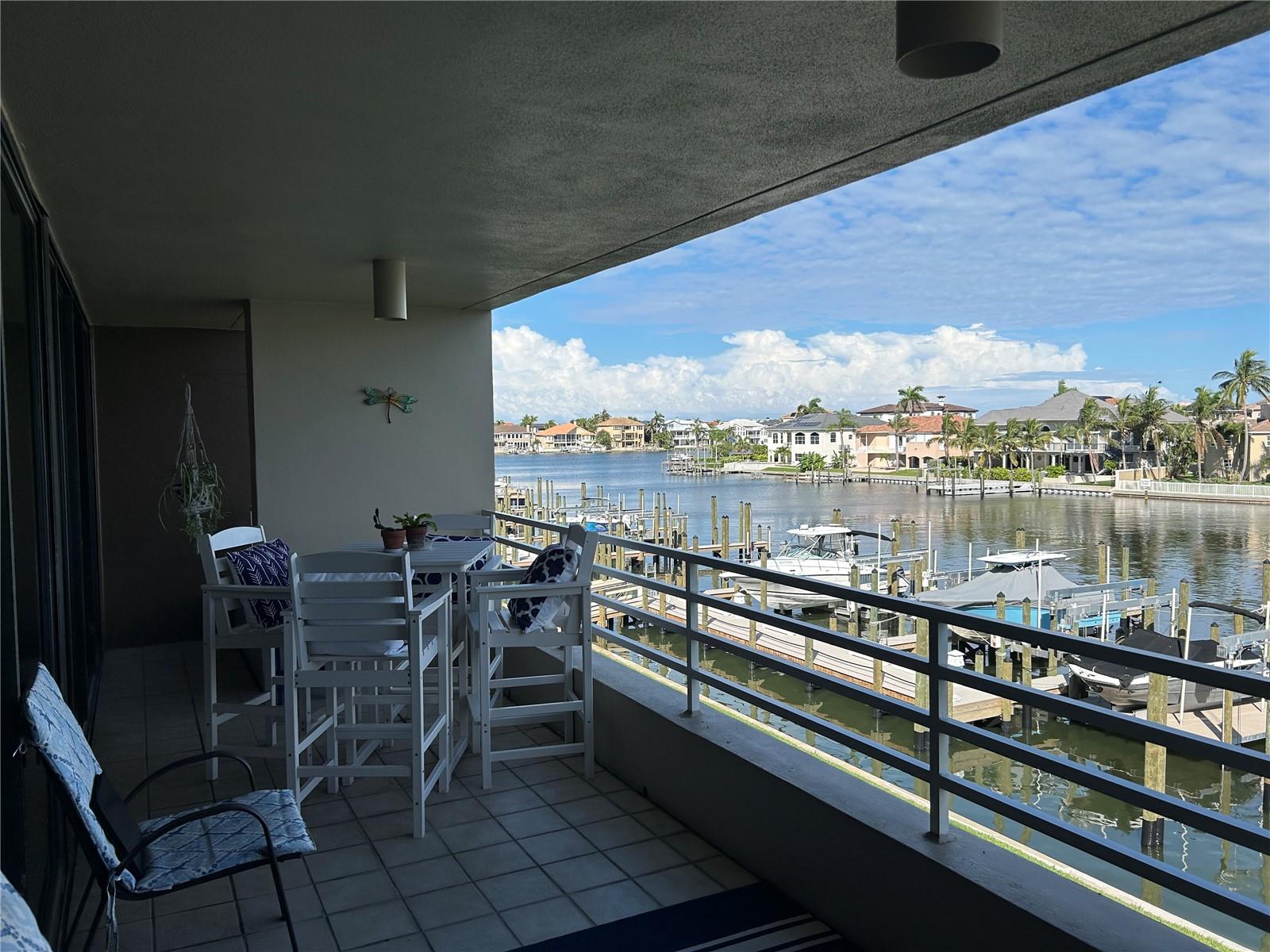 Image 30 of 50 For 2775 Kipps Colony Drive S 205