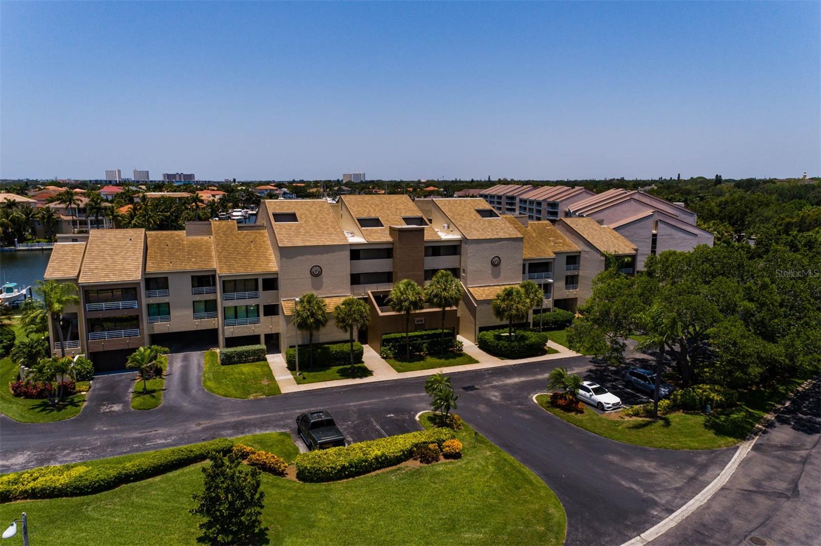 Image 48 of 50 For 2775 Kipps Colony Drive S 205