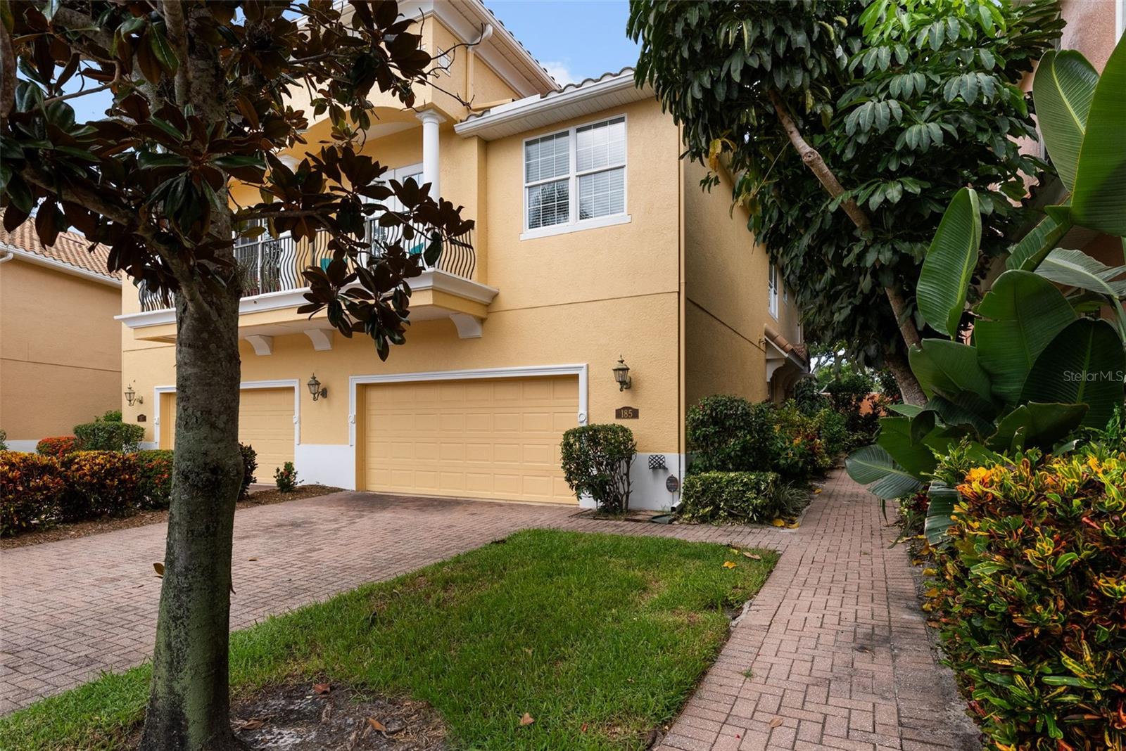 Image 3 of 54 For 185 Banyan Bay Drive
