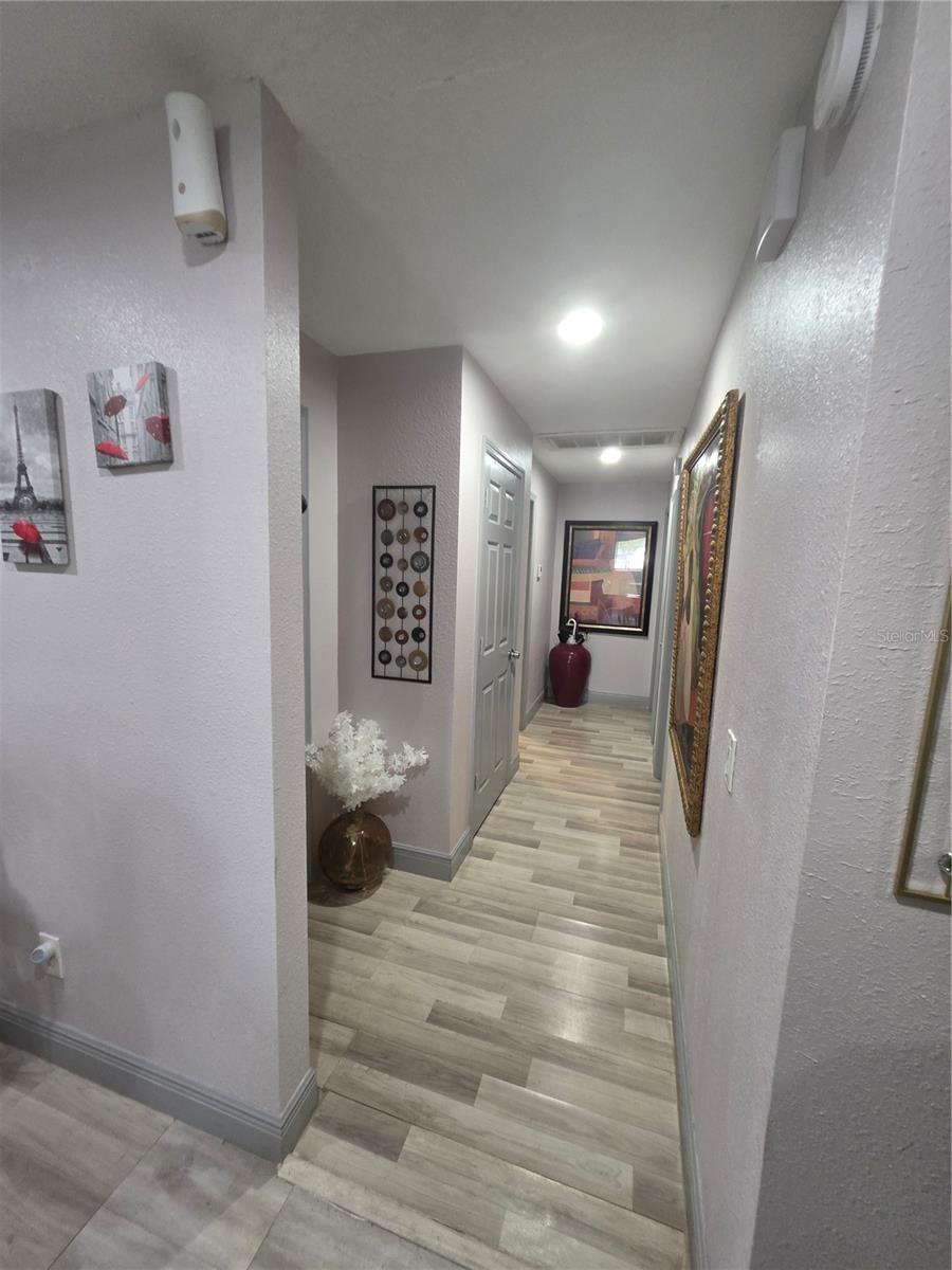 Image 37 of 49 For 2314 View Way