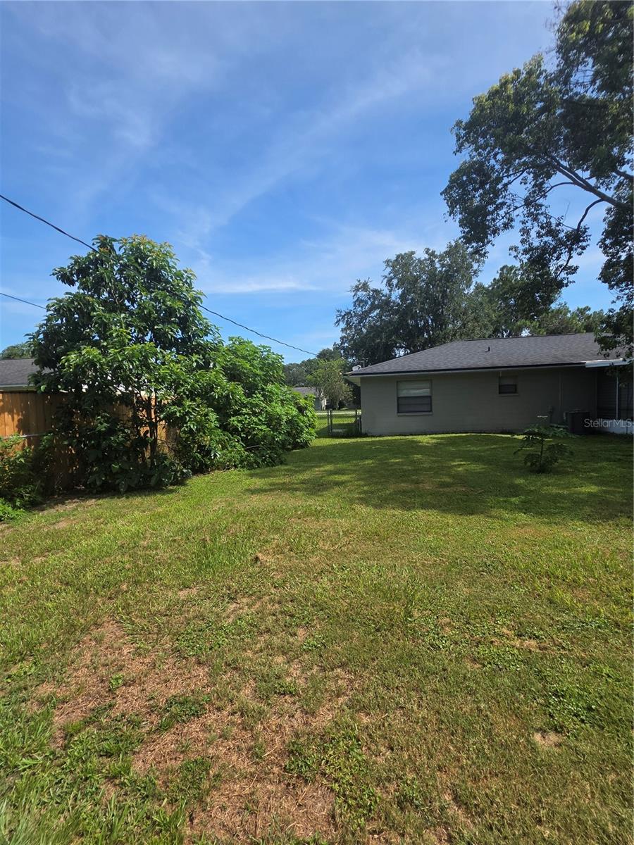Image 41 of 49 For 2314 View Way