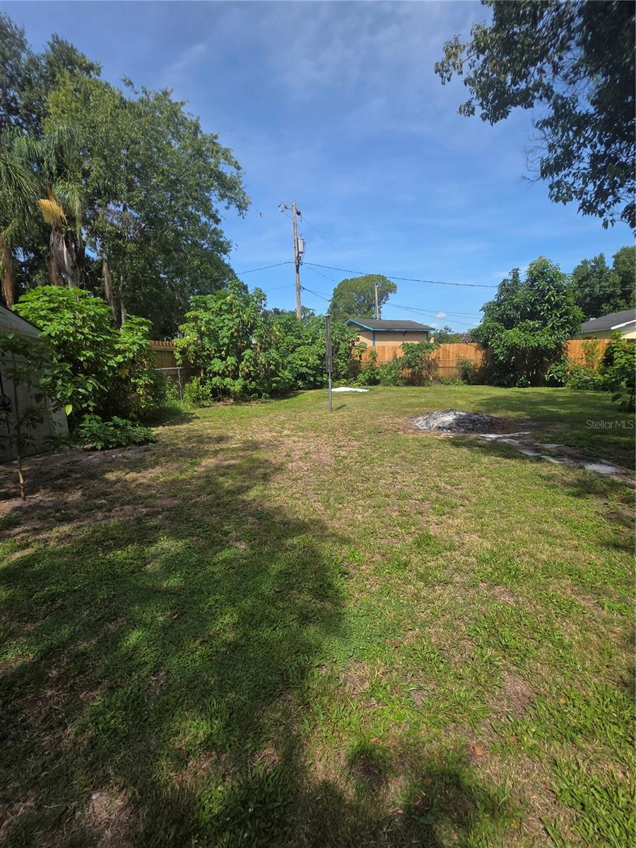 Image 46 of 49 For 2314 View Way