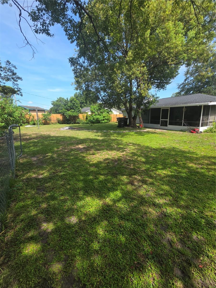 Image 47 of 49 For 2314 View Way