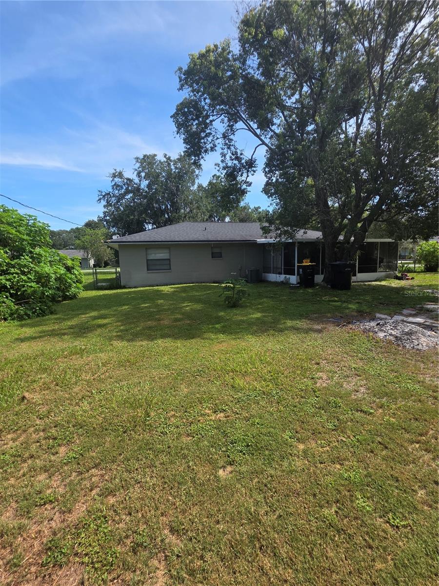 Image 48 of 49 For 2314 View Way