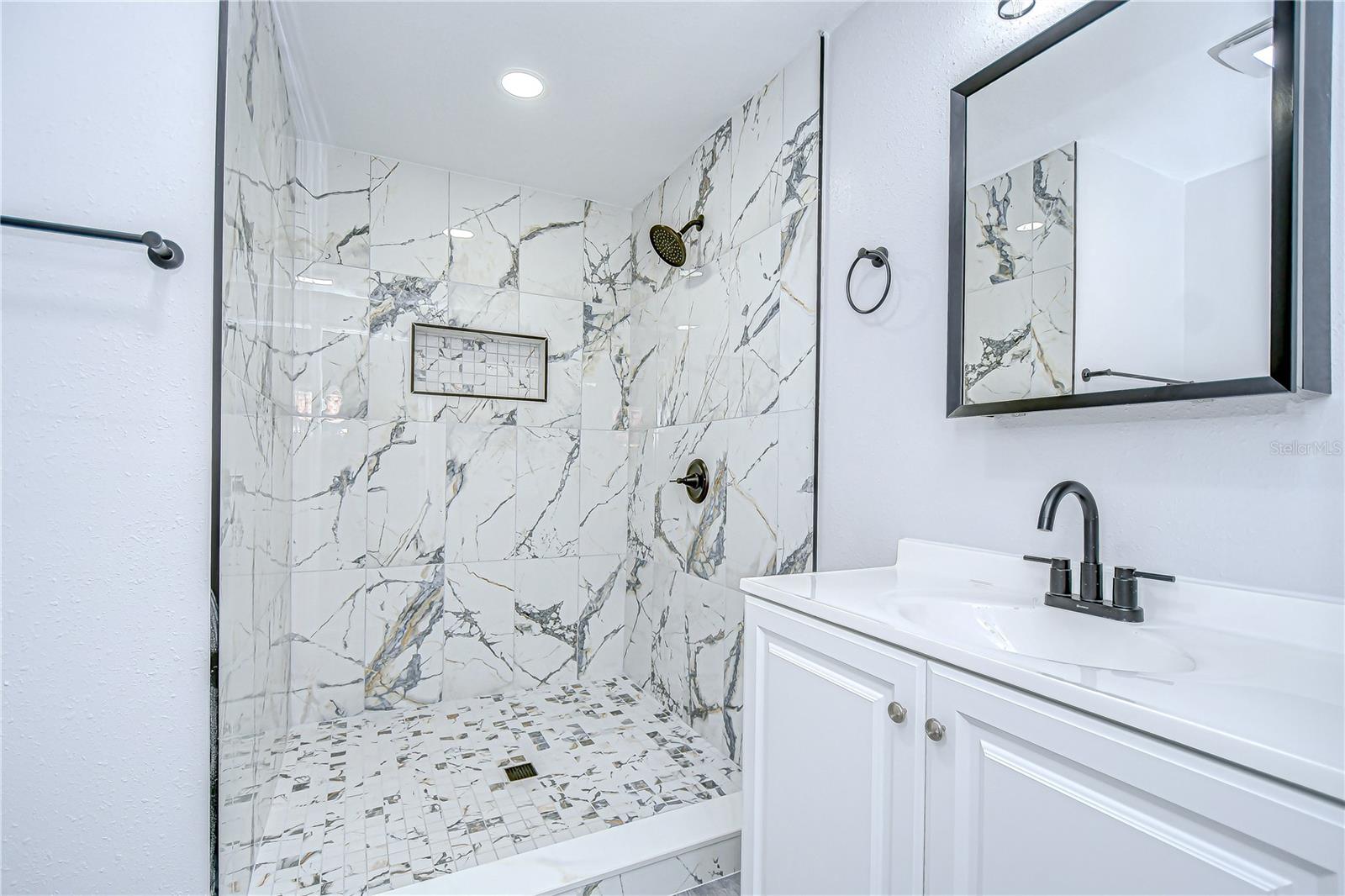 Image 12 of 23 For 4010 7th Avenue N