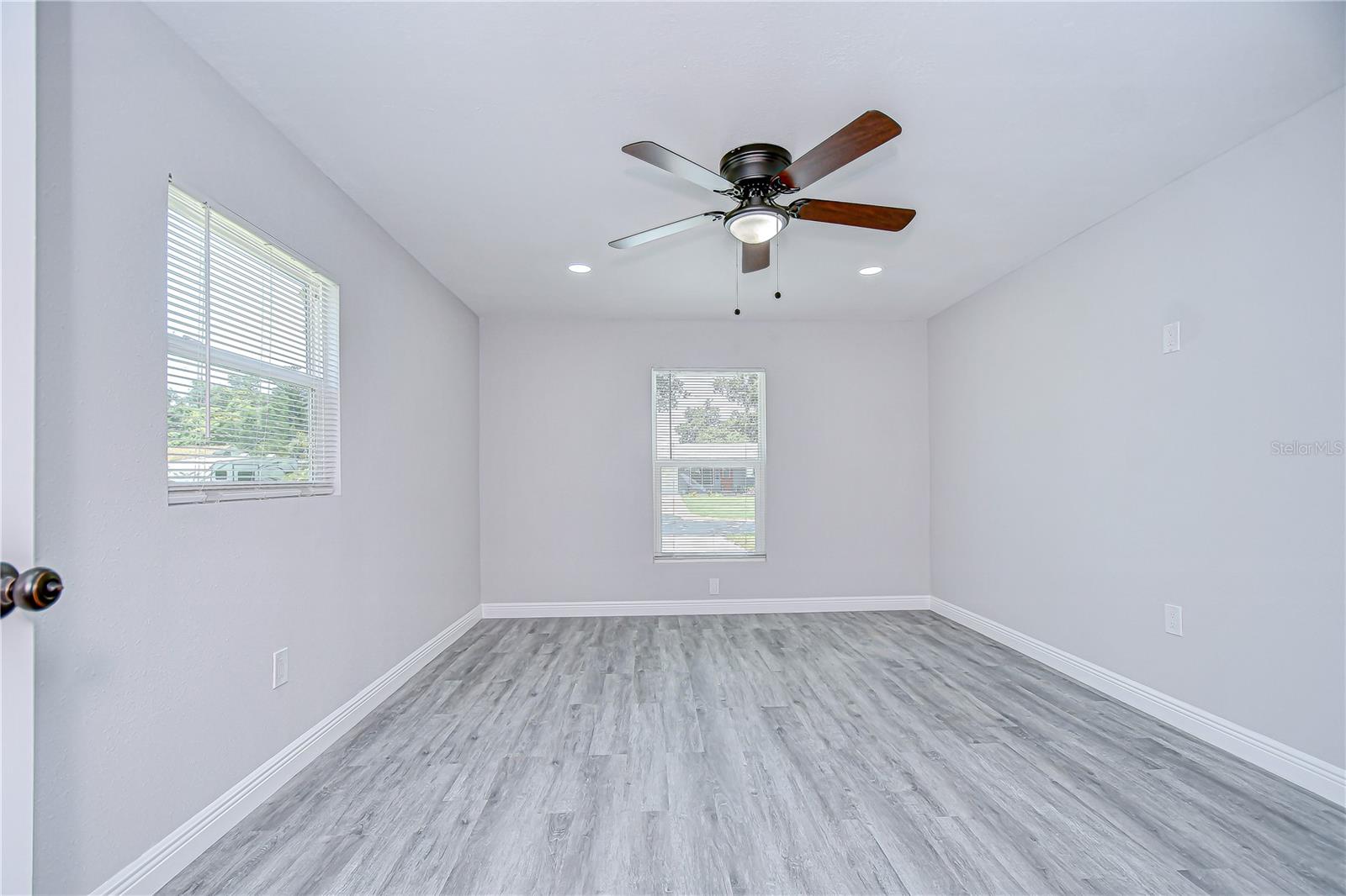 Image 15 of 23 For 4010 7th Avenue N