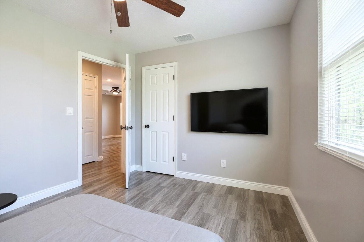 Image 27 of 36 For 4010 7th Avenue N