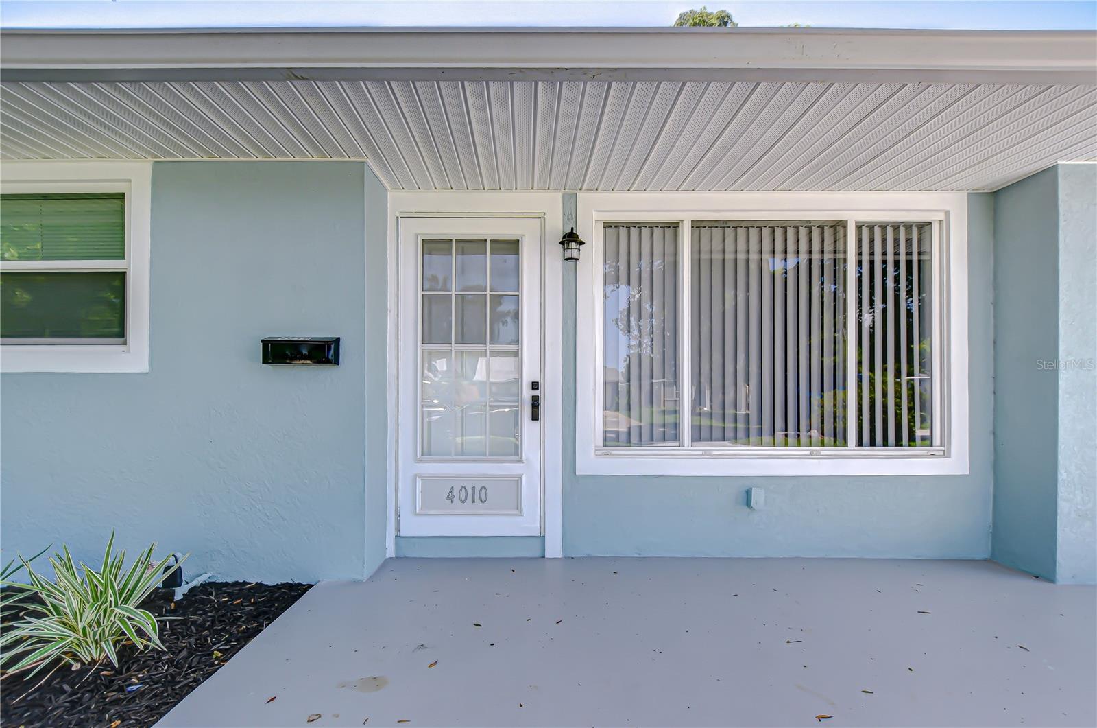 Image 3 of 23 For 4010 7th Avenue N