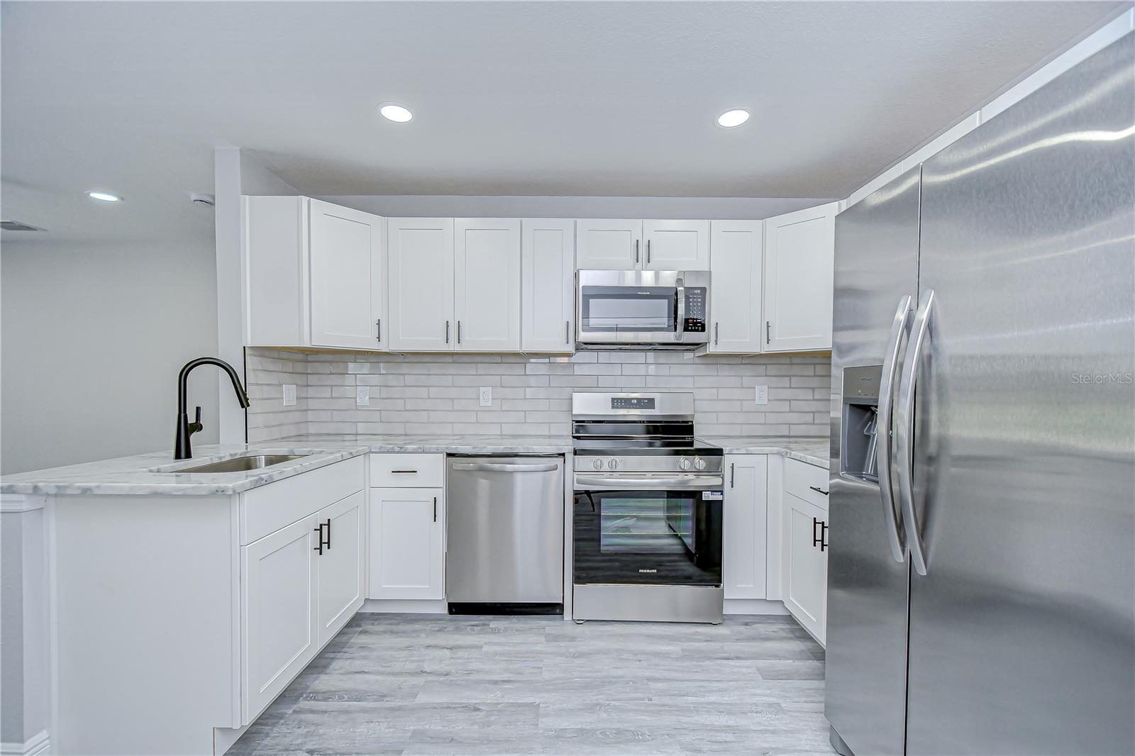Image 6 of 23 For 4010 7th Avenue N