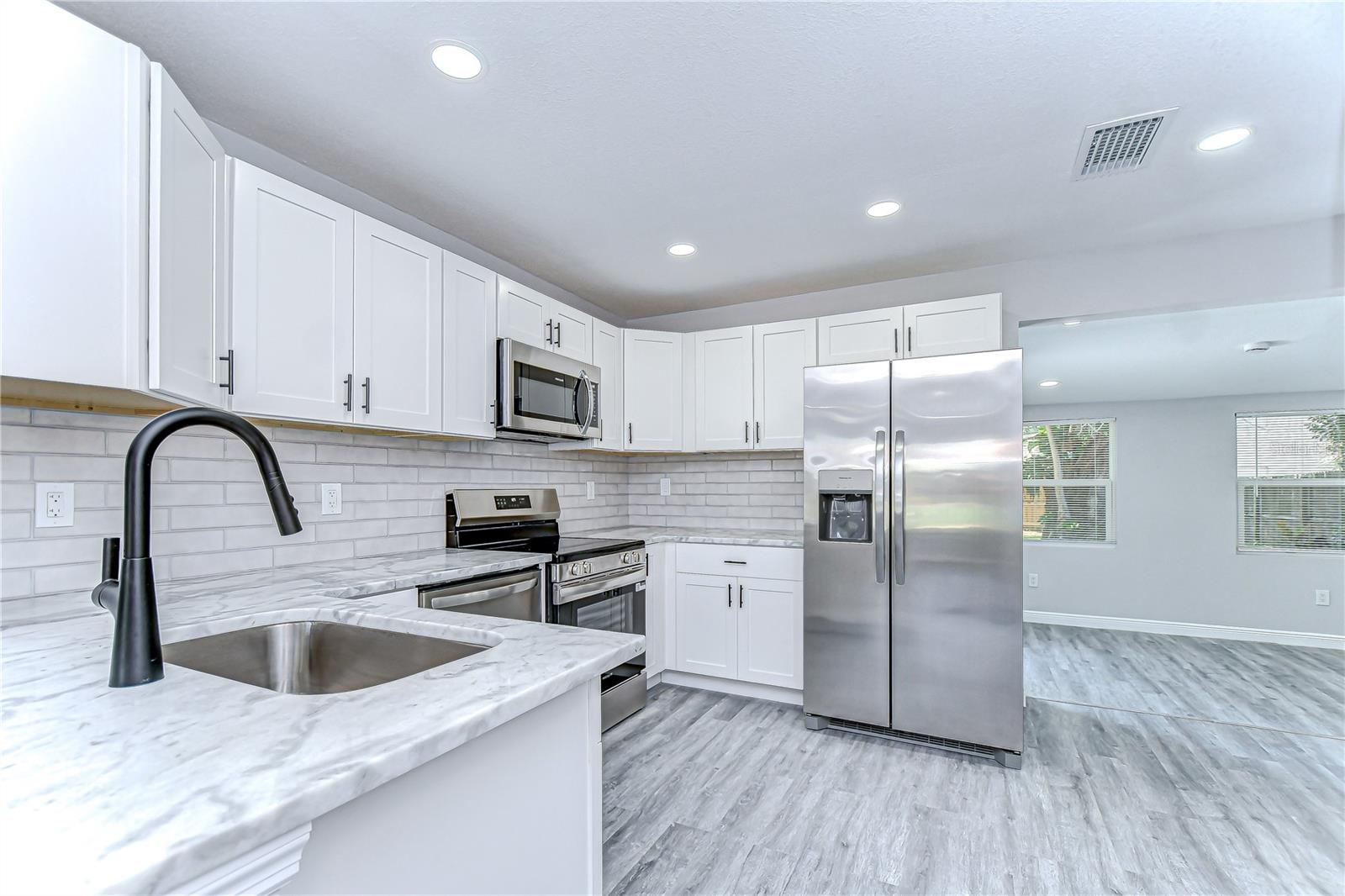 Image 7 of 23 For 4010 7th Avenue N