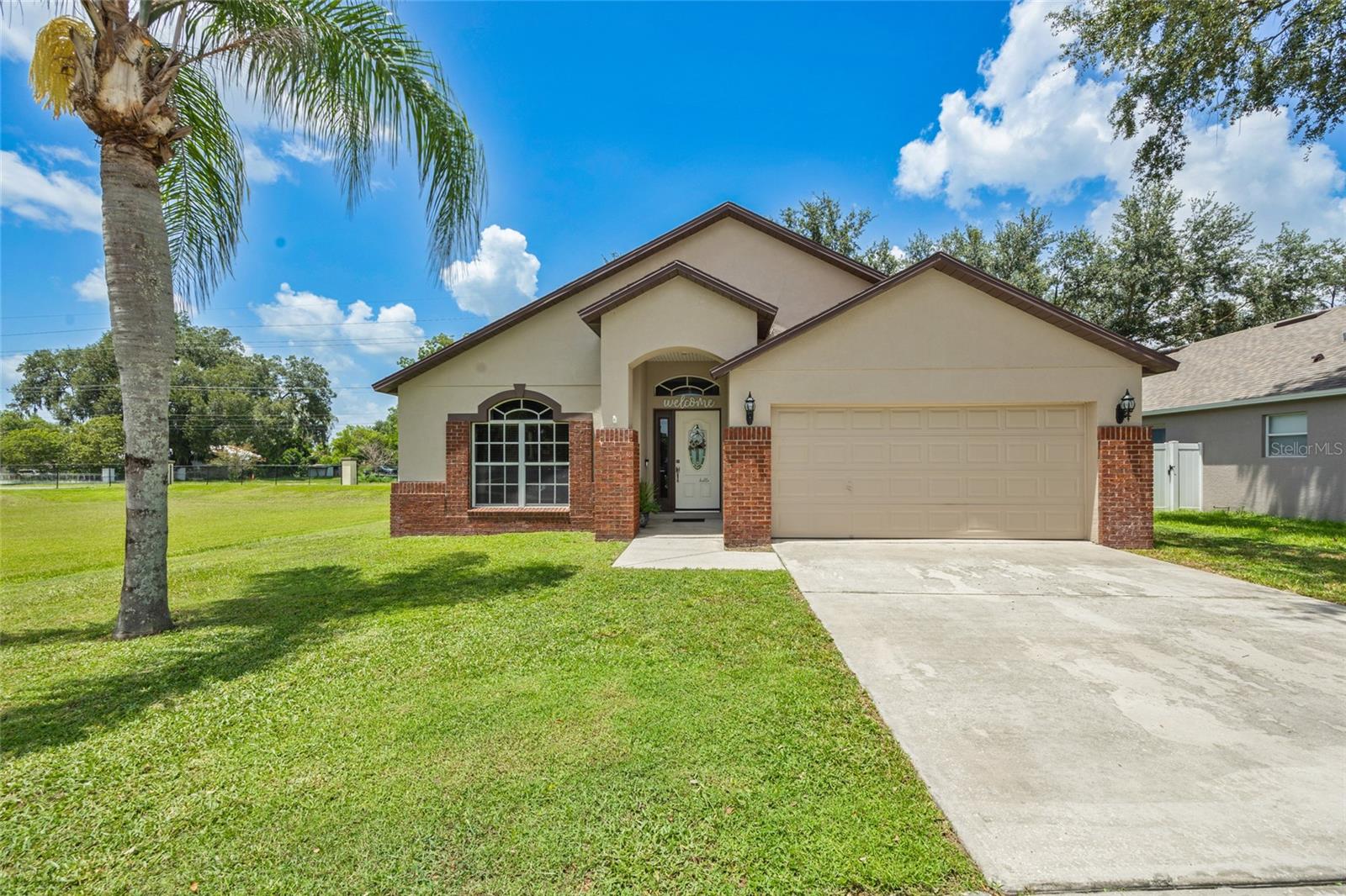 Details for 208 Citrus Landing Drive, PLANT CITY, FL 33563