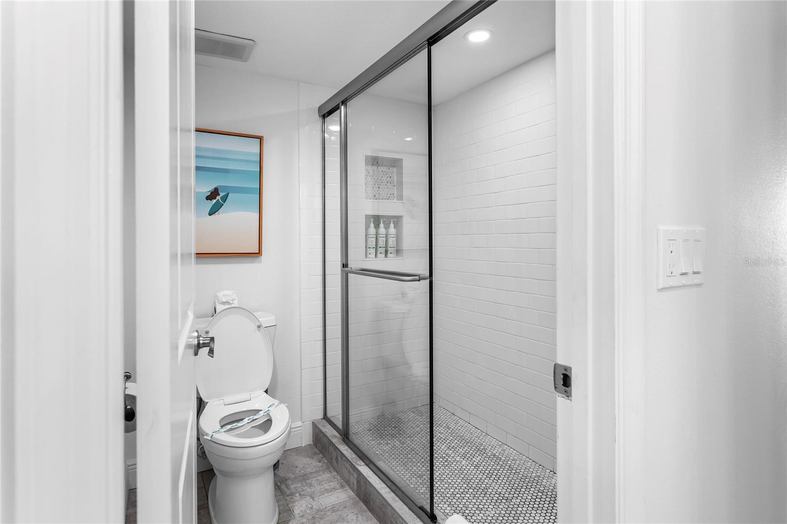 Image 16 of 25 For 18400 Gulf Boulevard 1410