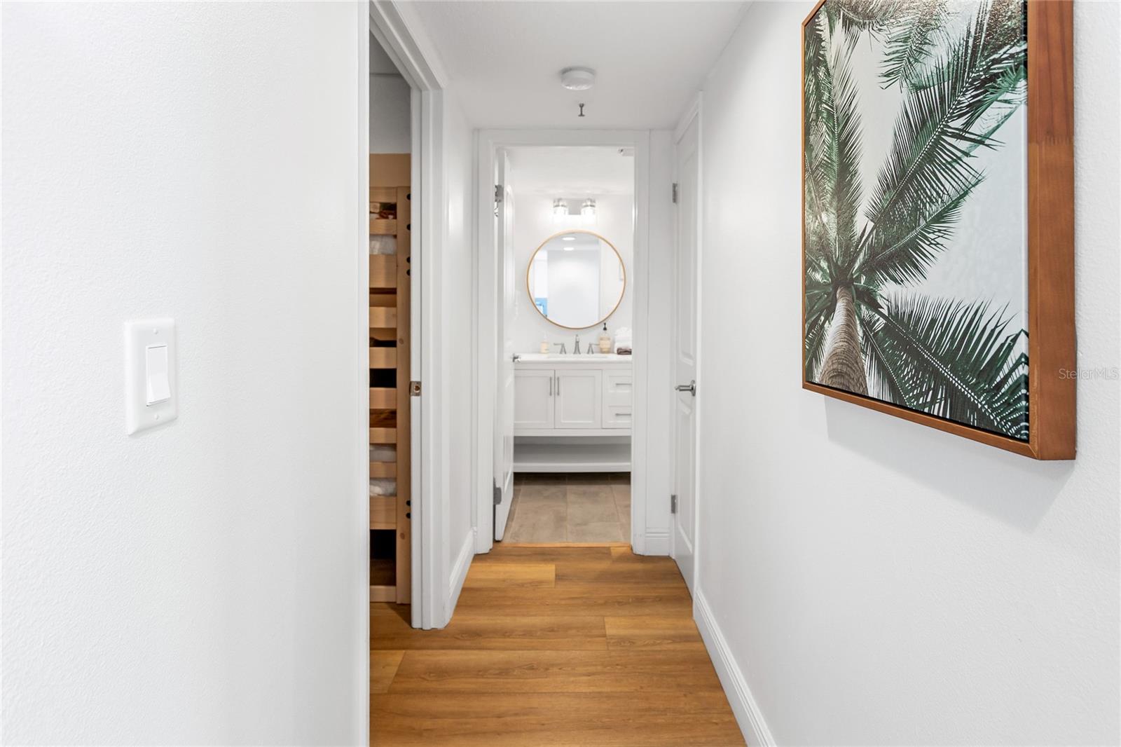 Image 21 of 25 For 18400 Gulf Boulevard 1410