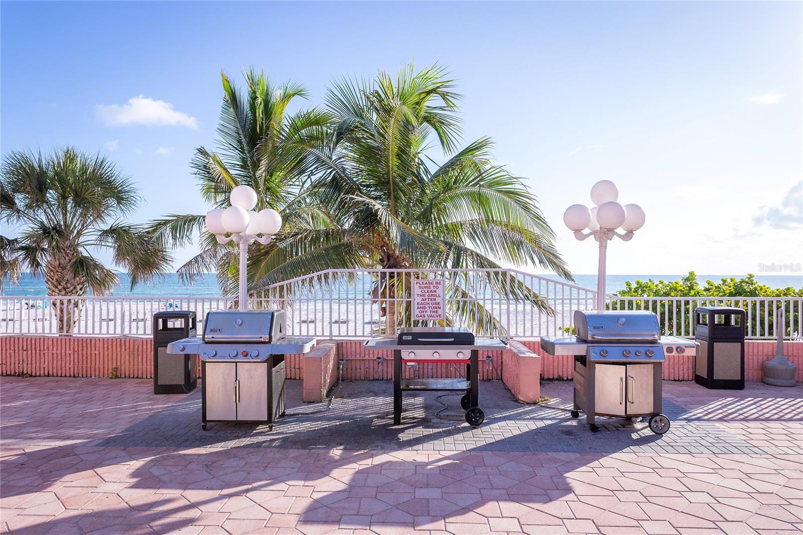 Image 22 of 25 For 18400 Gulf Boulevard 1410