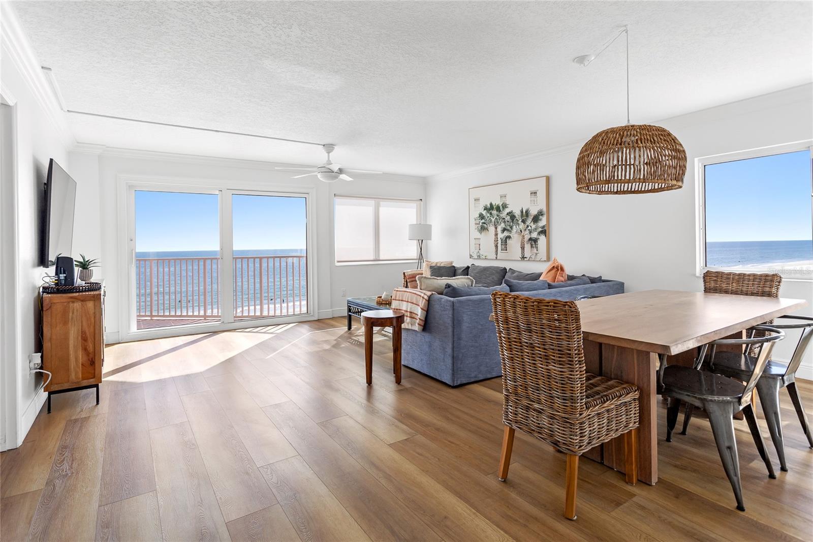 Image 4 of 25 For 18400 Gulf Boulevard 1410