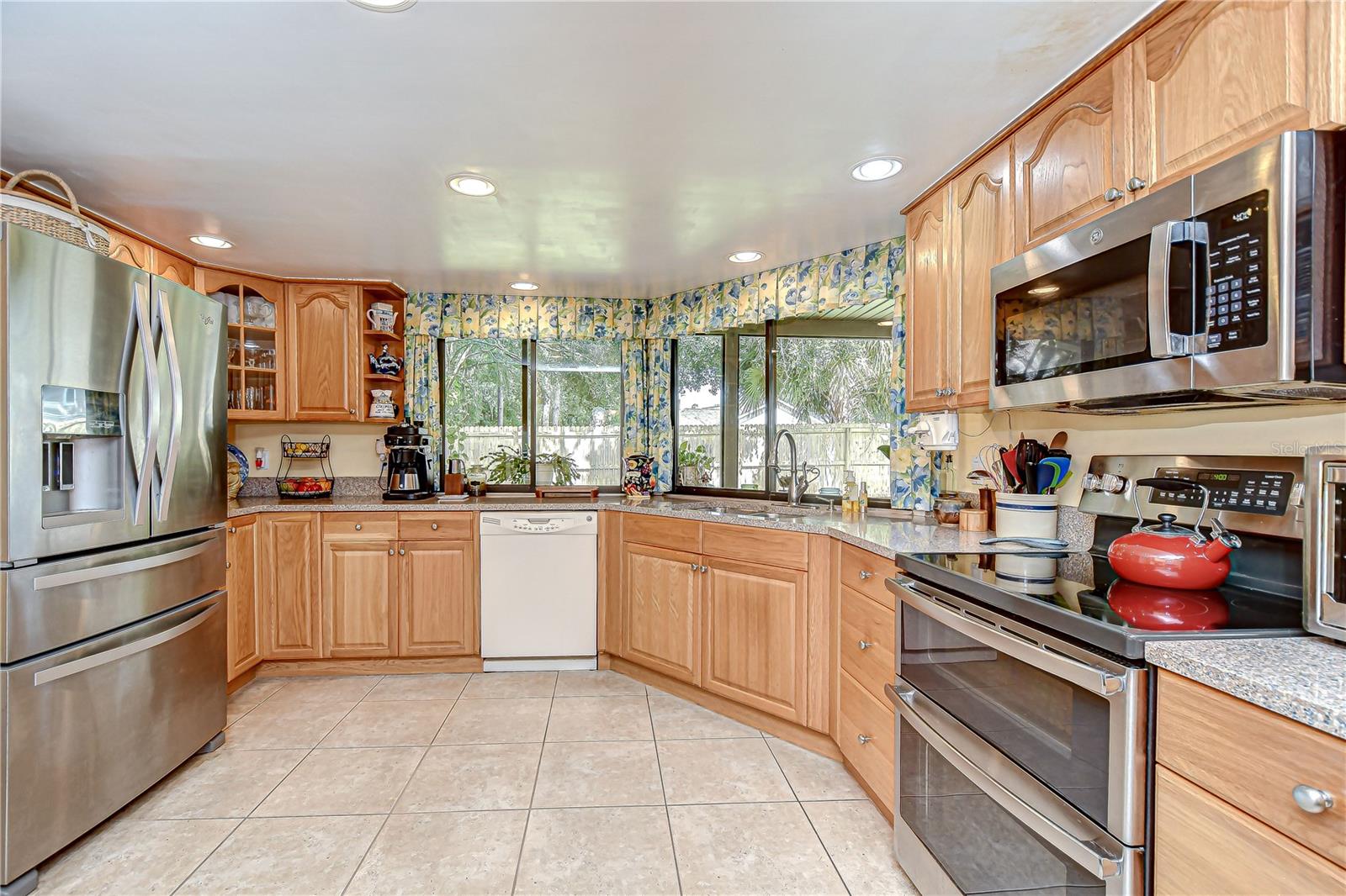 Image 12 of 51 For 15913 Winding Drive