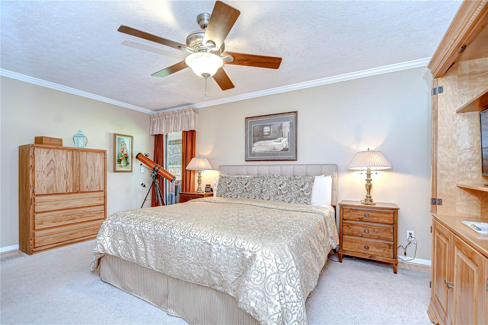 Image 31 of 51 For 15913 Winding Drive
