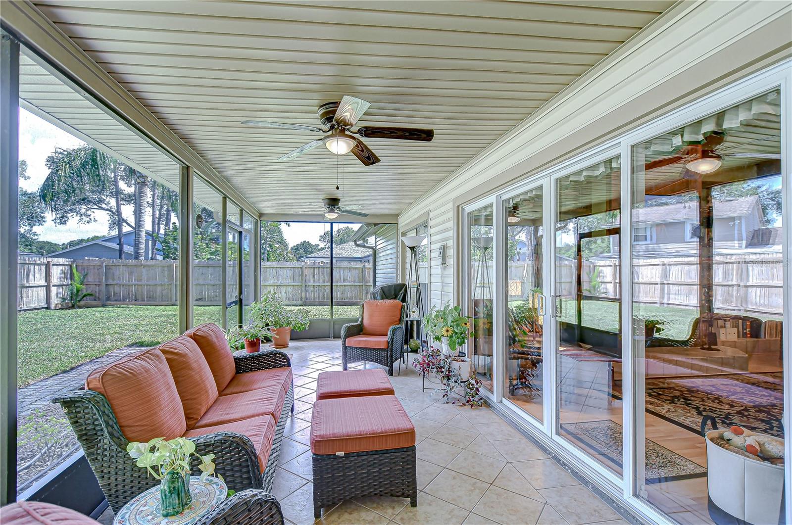Image 38 of 51 For 15913 Winding Drive