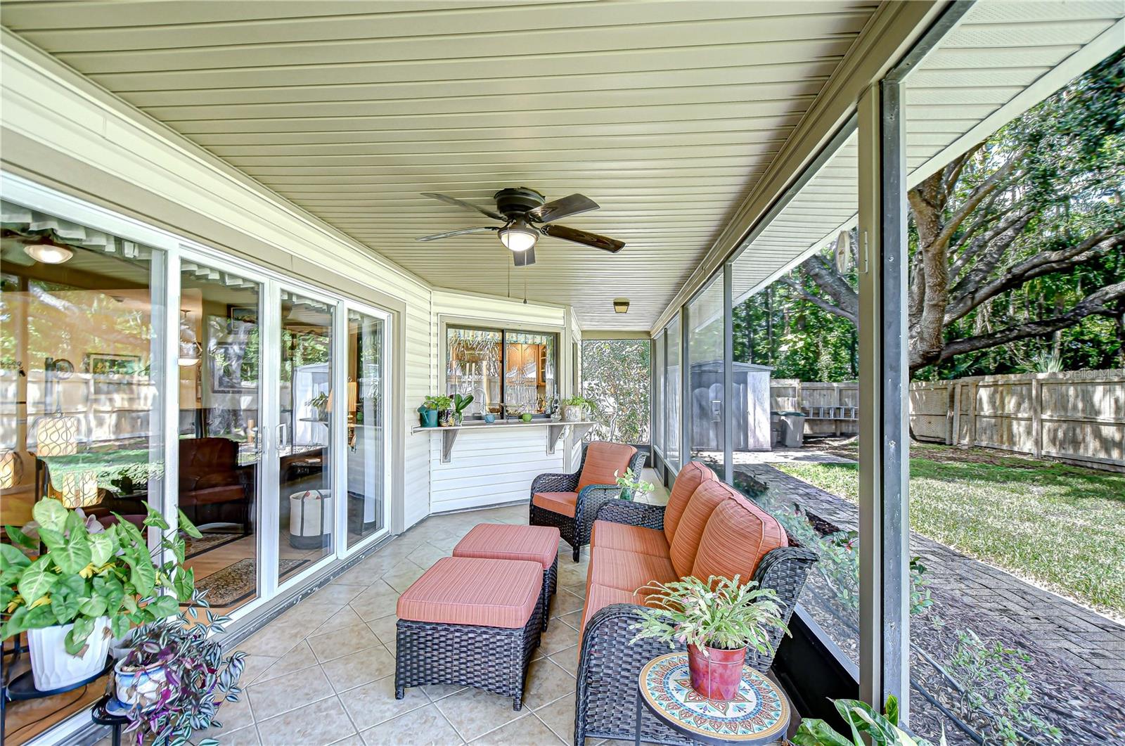Image 40 of 51 For 15913 Winding Drive