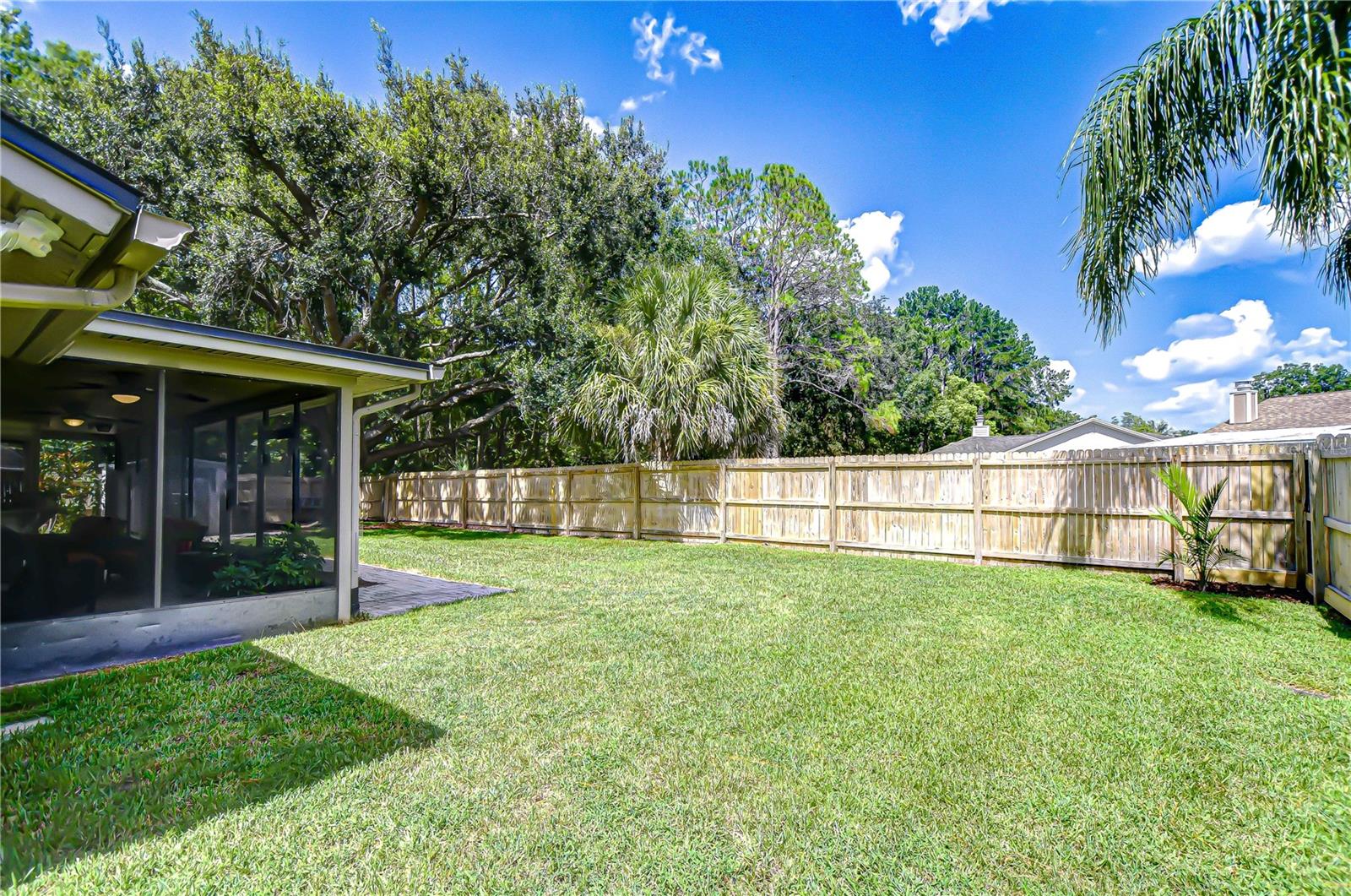 Image 43 of 51 For 15913 Winding Drive