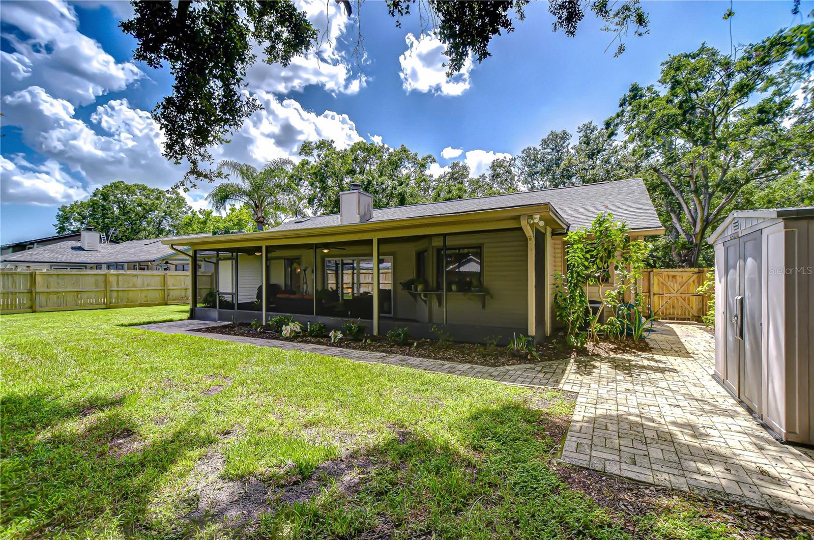 Image 45 of 51 For 15913 Winding Drive
