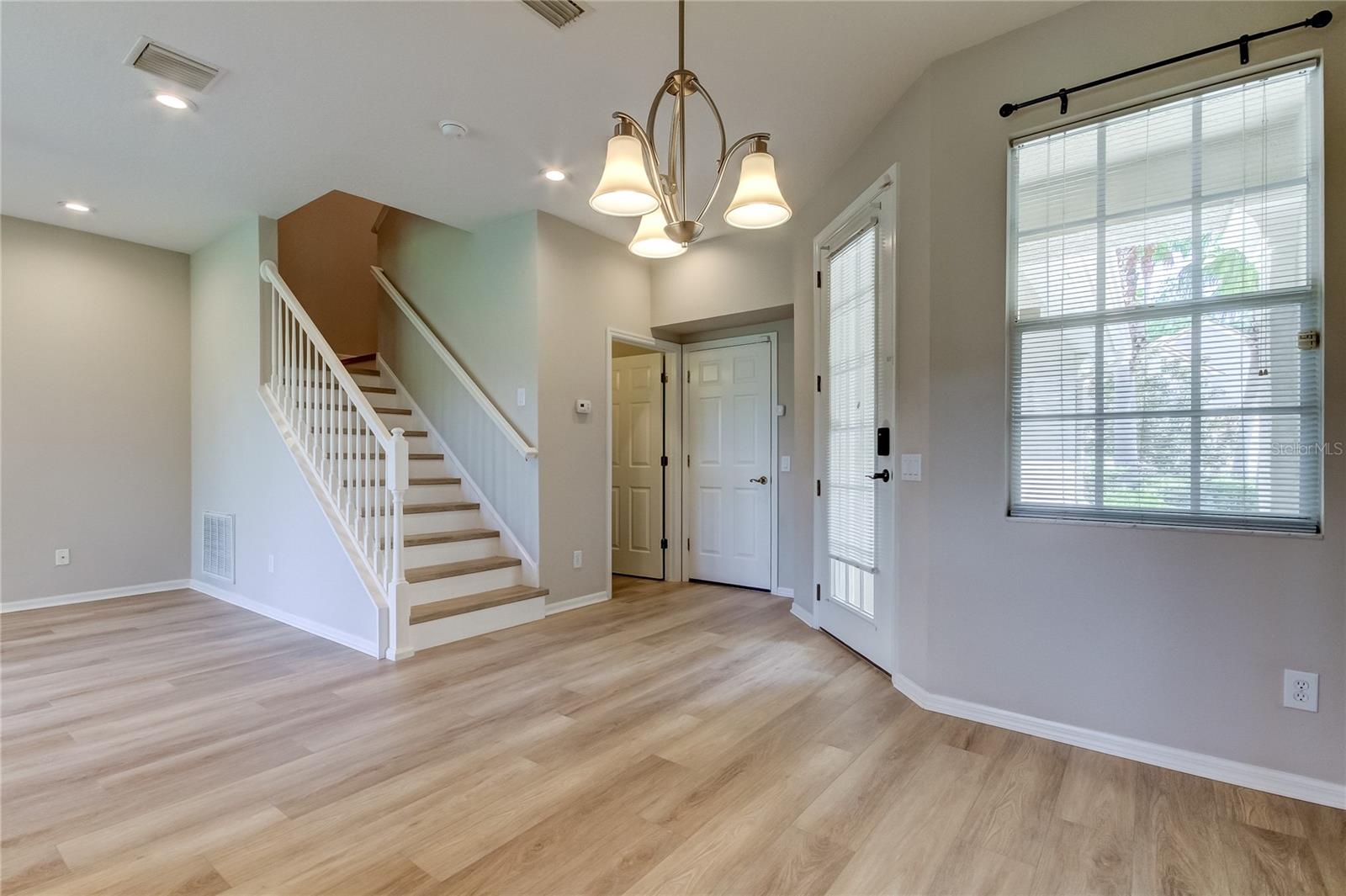 Image 10 of 42 For 14612 Mirabelle Vista Circle