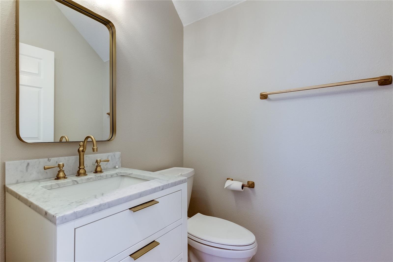Image 30 of 42 For 14612 Mirabelle Vista Circle
