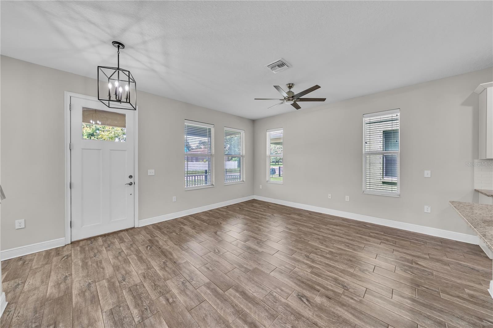 Image 6 of 38 For 3027 Spruce Street