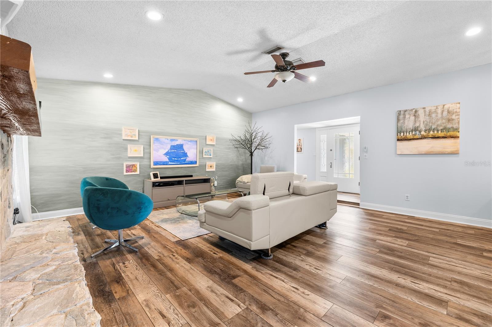 Image 13 of 63 For 12536 116th Street