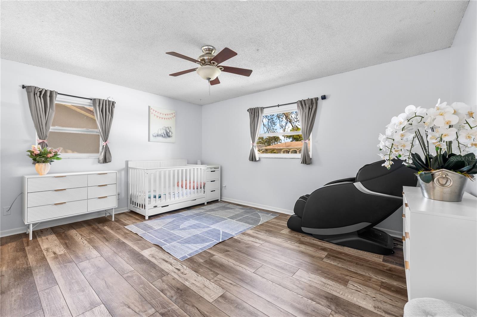 Image 28 of 63 For 12536 116th Street